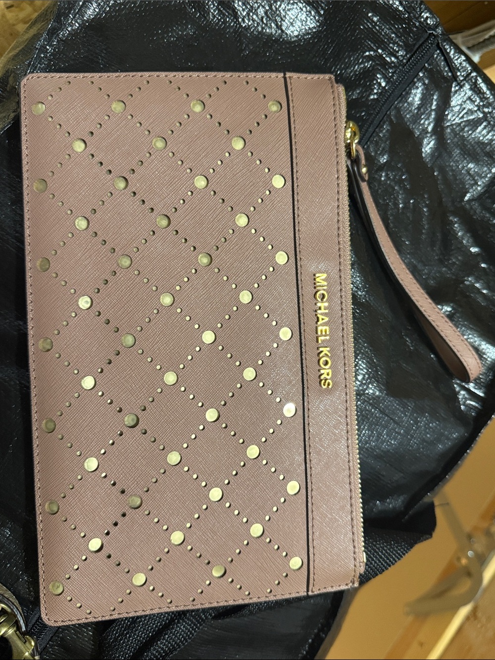 Michael Kors Rose Blush leather Wristlet Clutch